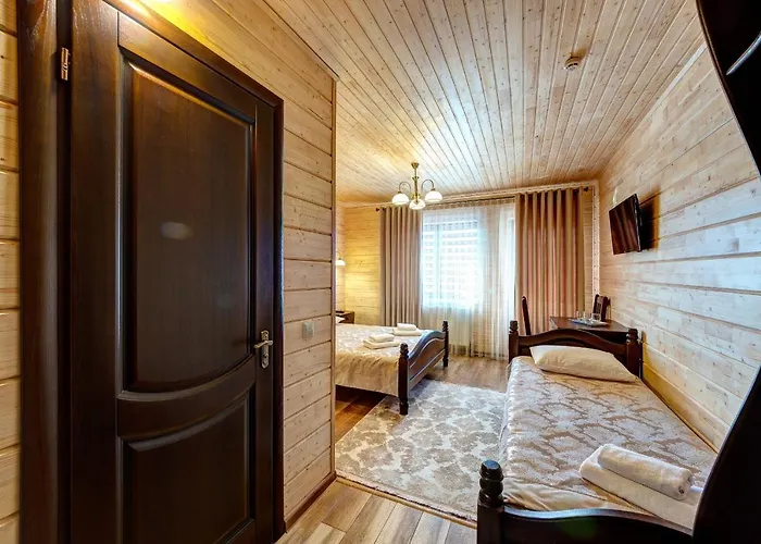 Continental Hotel *